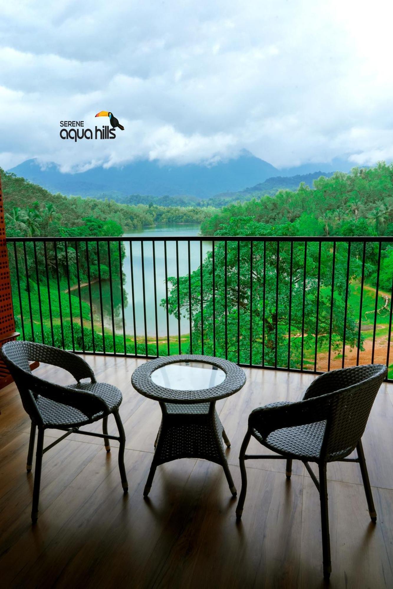 Serene Aqua Hills Kozhikode Hotel Mennanyam Exterior foto